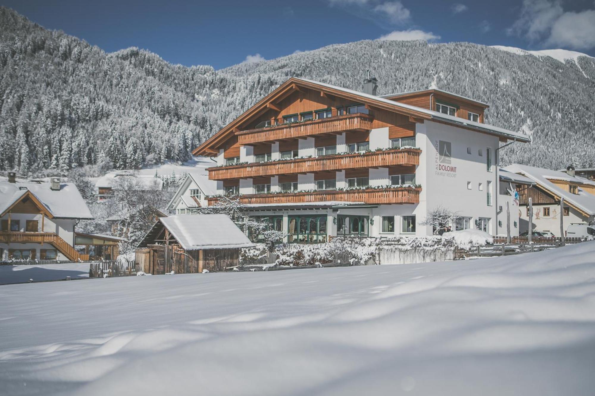Hotel Alpenhof Rasùn di Sotto Esterno foto