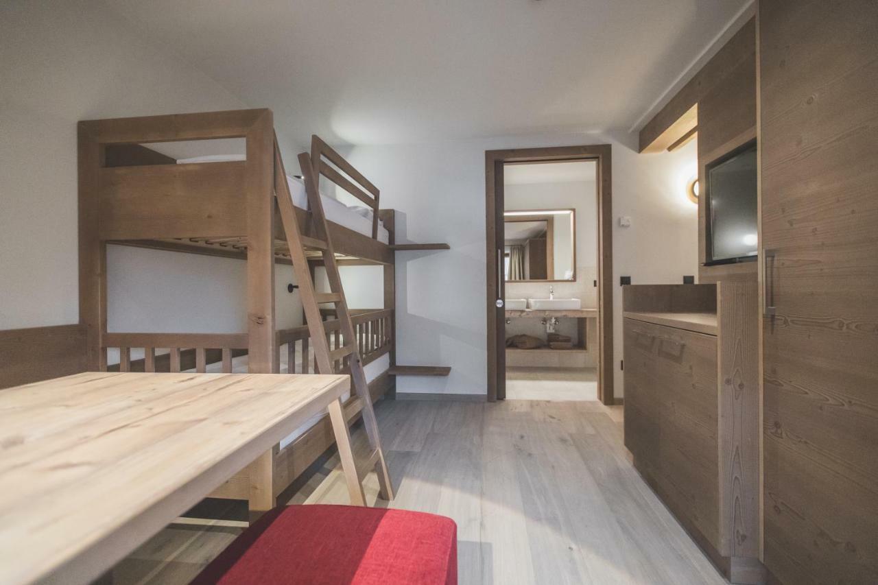 Hotel Alpenhof Rasùn di Sotto Esterno foto